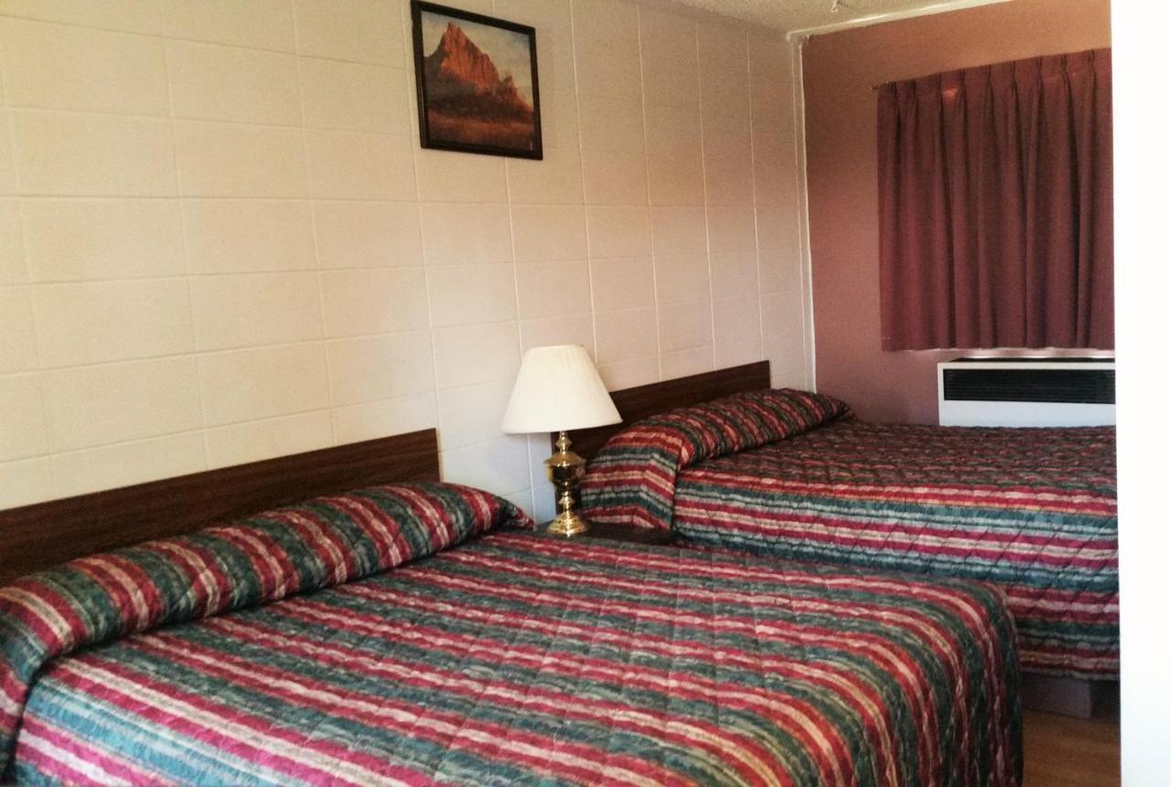 Viking Lamplighter Motel Extérieur photo
