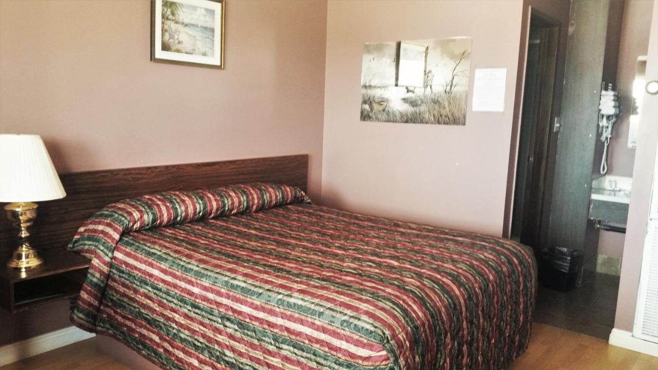 Viking Lamplighter Motel Extérieur photo